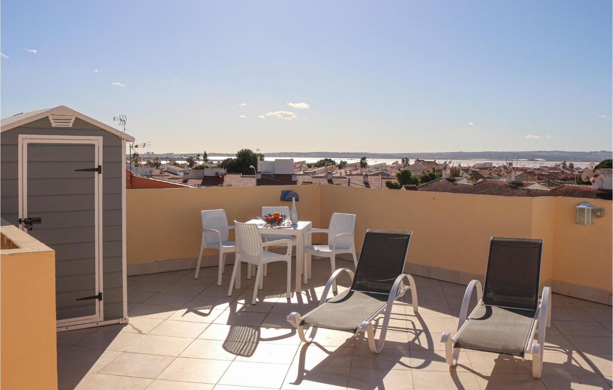 Stunning Apartment In Torrevieja Ngoại thất bức ảnh